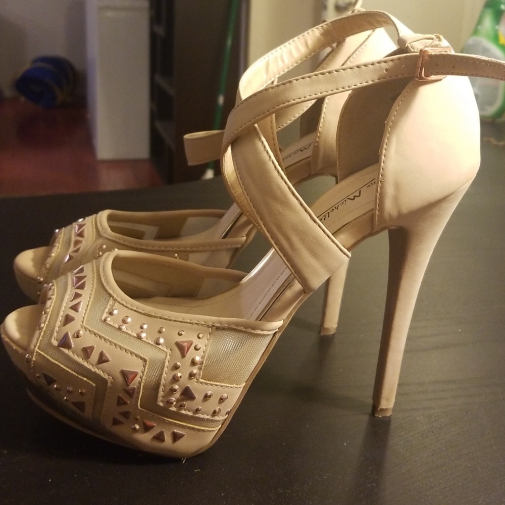 Anne Michelle platform heels